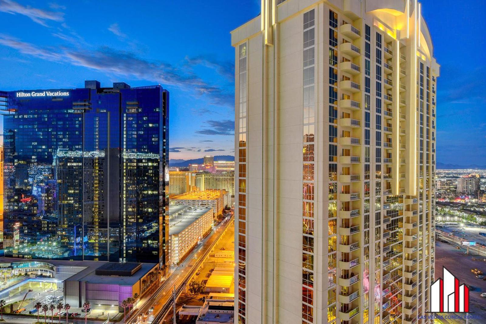 Mgm Signature-30-705 F1 Track & Strip View Balcony Las Vegas Exterior foto